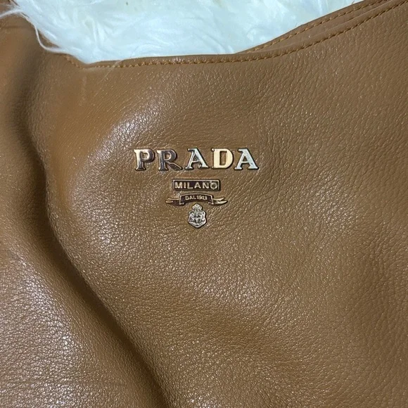Vintage Prada Brown Leather Hobo Bag medium - Picture 3 of 9